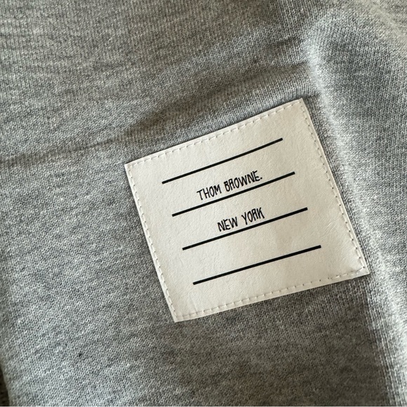 Thom Browne 4-bar cutoff boxy tee NWT size38 - Picture 4 of 9